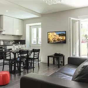 Joffre 9 - Near Massena Square - Terrace Apartment Nice